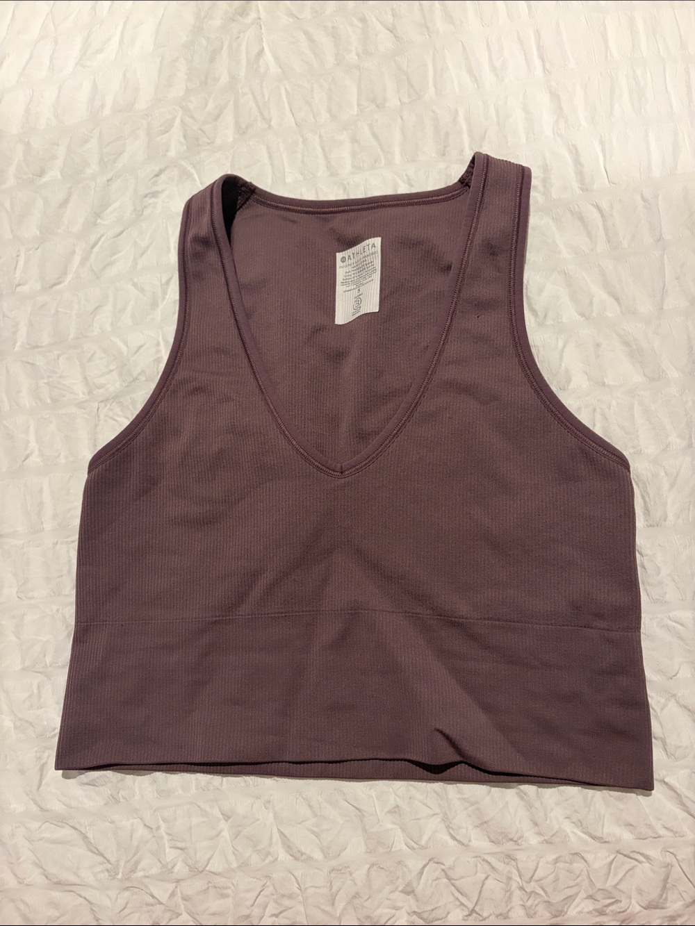 Athleta Ribbed V-Neck Cropped Tank in Mauve